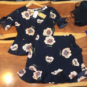 Floral navy skirt set